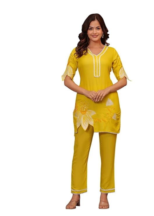 LoomBella Lifestyle Women's Cotton Floral Printed Short Straight Kurti with Pant