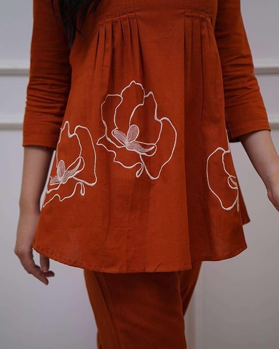 LoomBella LifestyleWomen's Cotton Rose Printed Short Anarkali Kurta with Pant Cord Set