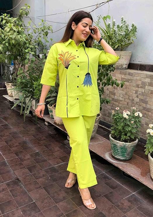 LoomBella Lifestyle Women's Cotton Floral Printed Straight Short Shirt Kurti with Pant