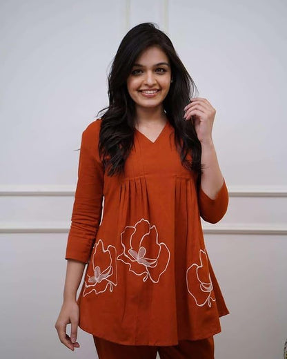 LoomBella LifestyleWomen's Cotton Rose Printed Short Anarkali Kurta with Pant Cord Set