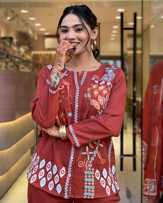 LoomBella LifestyleWomen's Cotton Embroidery Straight Kurti with Pant Set