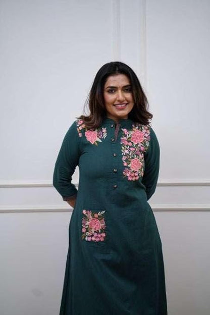 LoomBella LifestyleWomen's Cotton Printed Straight Kurti with Pant