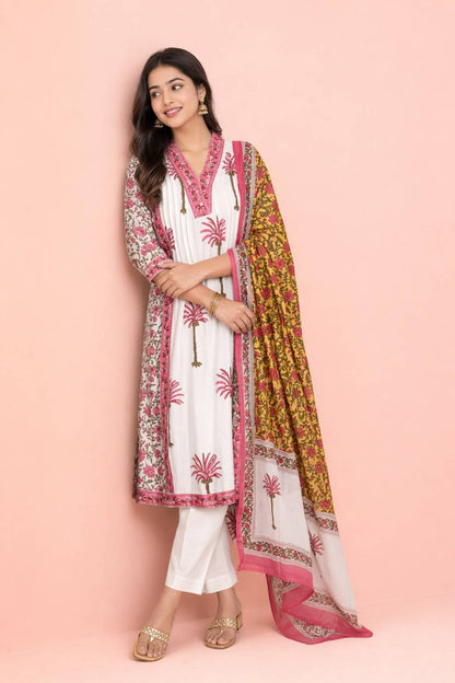 Fab Craft Studio Women's Cotton Printed Straight Kurti With Pant and Dupatta Set