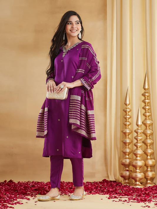Elegant Purple Embroidered Straight Kurta Pant Set with Jacquard Dupatta