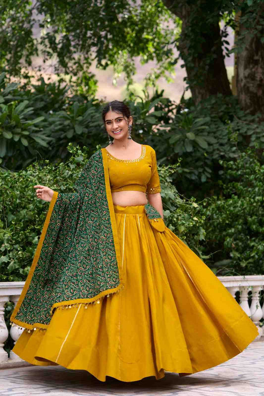 Women's Black Cotton Blend Lehenga Choli with Printed Dupatta |