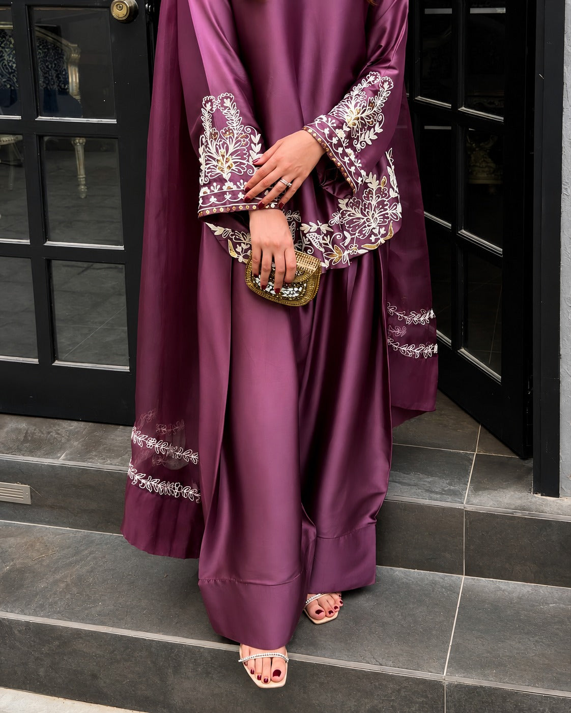 Premium Silk Blend Embroidered Ethnic Suit Set with Loose Pants and Dupatta