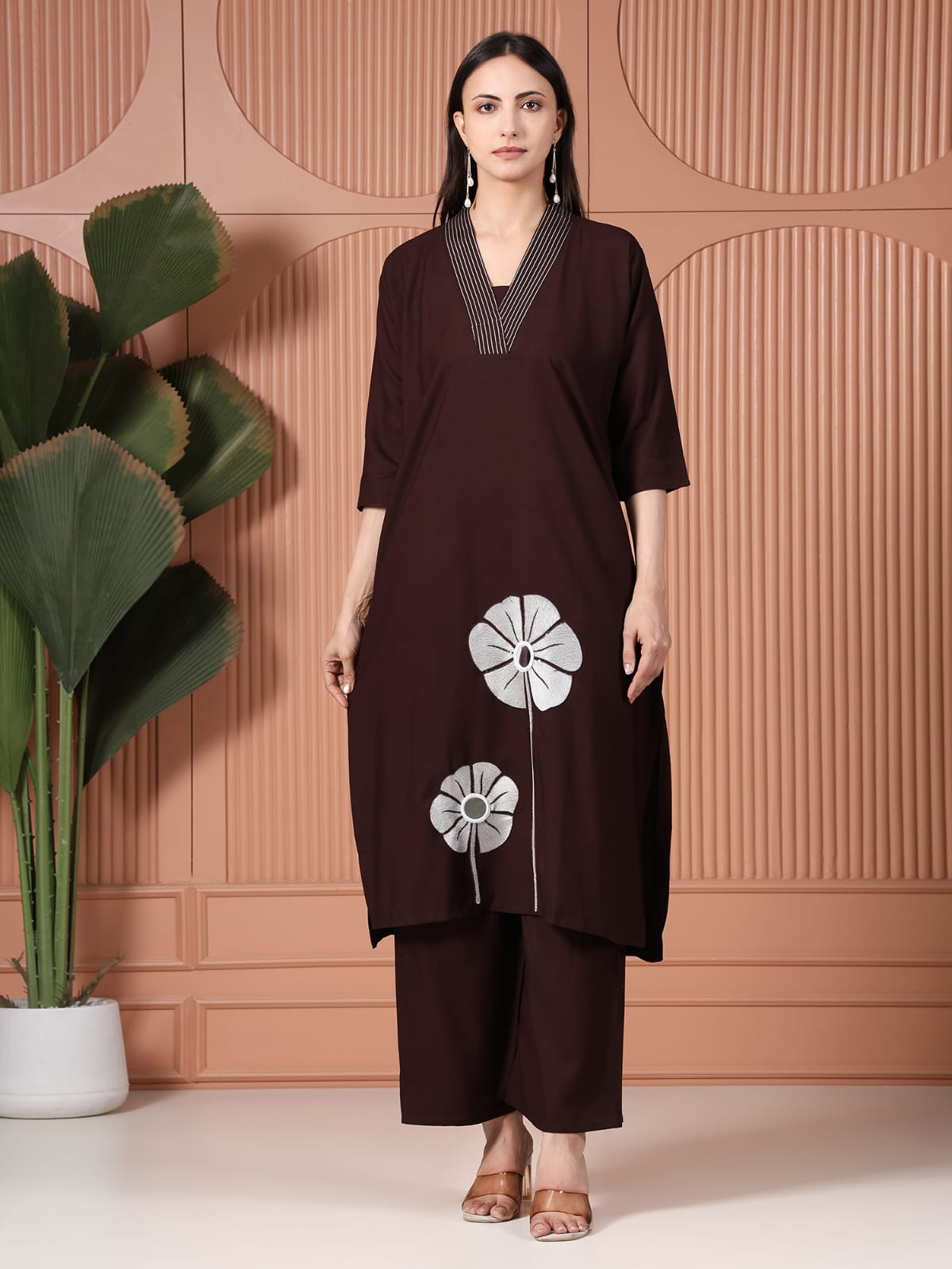 Coffee Brown Cotton Kurta Set with White Floral Applique and Mirror Work