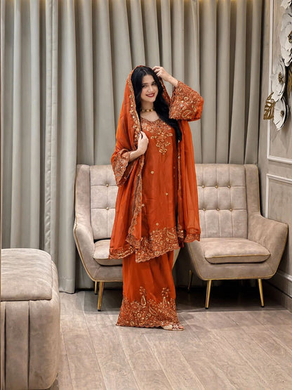 Women's Cream & Orange Mulmul Cotton Printed Saree with Traditional Border & Designer Ethnic Pallu with Blouse Piece